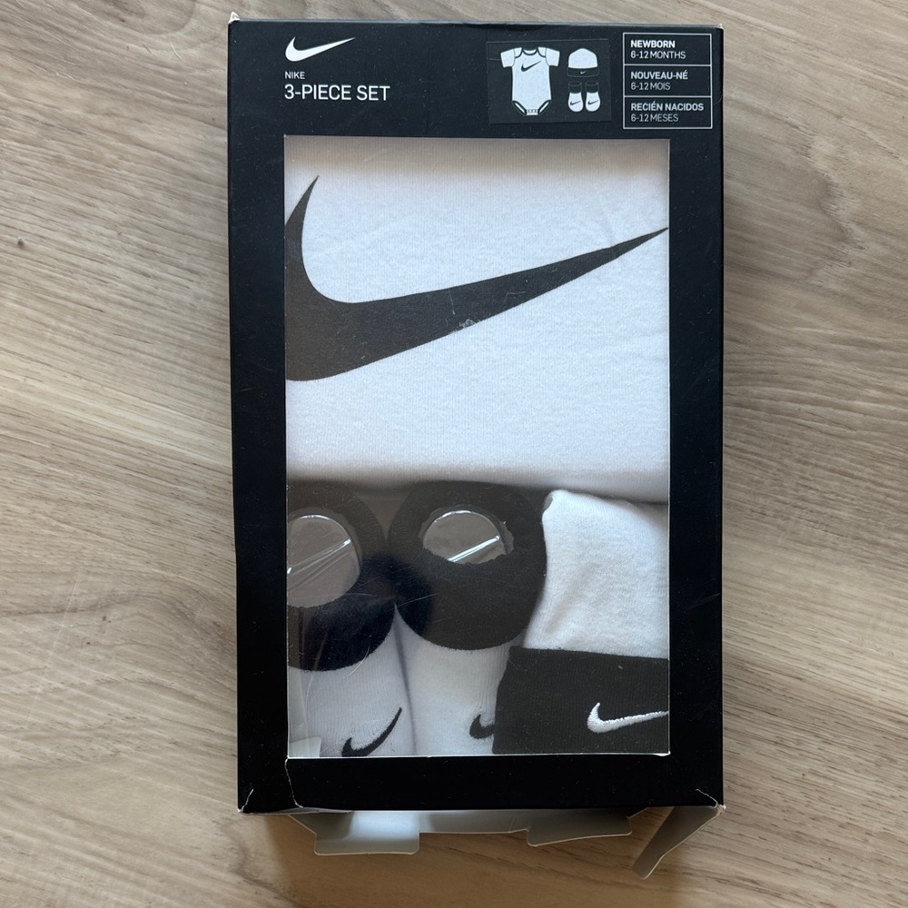 Nike baby set 6-12 mo